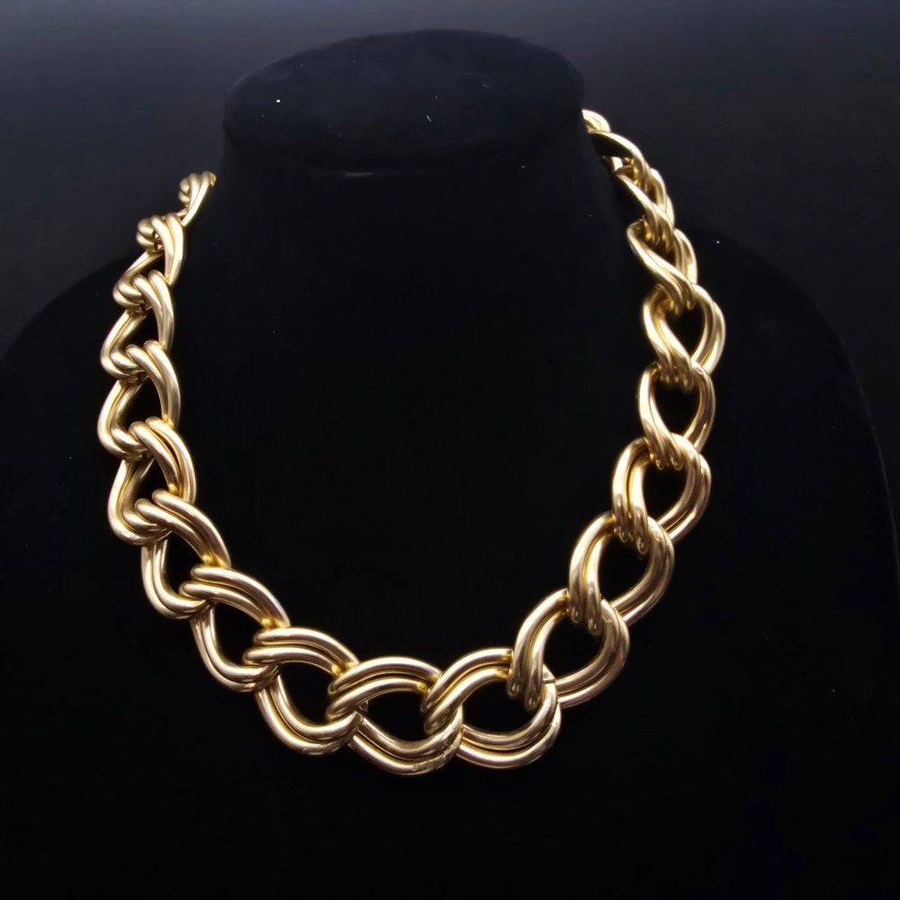 Vintage Chunky Gold Tone Double Link Chain Statement Necklace Toggle Clasp